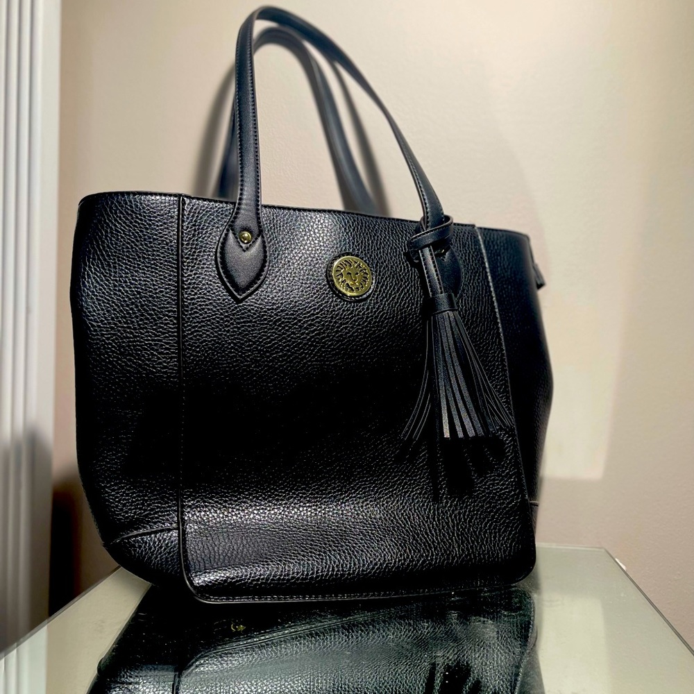 Fabulous Anne Klein black purse